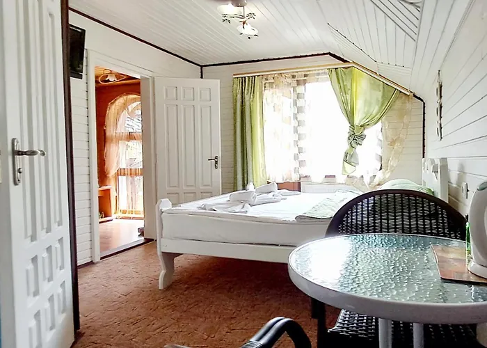 Girska Sonata Apart Otel Mykulychyn